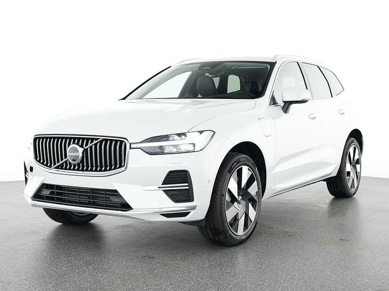 Weiß Gebraucht 2025 Volvo XC60 Ultra SUV | 54.900 € (Fairer Preis) - Bild 1/4