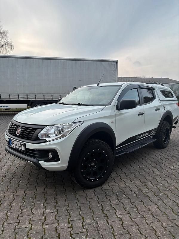 Gebraucht Fiat Fullback 181 PS (133 kW) 2018 Weiß Abholung
