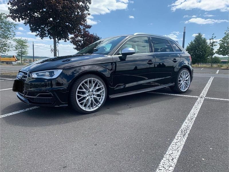 Gebraucht Audi S3 S-Line 300 PS (220 kW) 2014 Schwarz Limousine