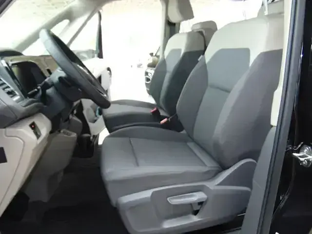 Occasion VW Multivan 110 ch (80 kW) 2025 Andere Monospace