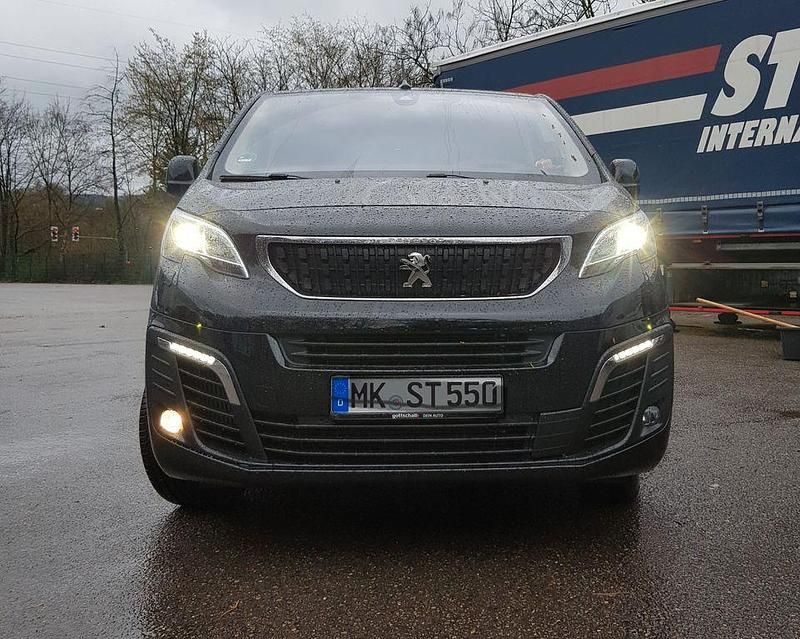 Gebraucht Peugeot Traveller Business-Line 177 PS (130 kW) 2019 Schwarz Van / Kleinbus
