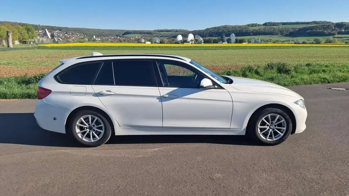 Second-hand BMW 320 Advantage 190 CP (139 kW) 2017 Alb Break