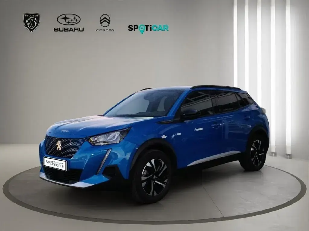 Gebraucht Peugeot e-2008 Allure 100 kW (136 PS) 2023 Blau SUV