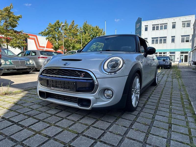 Gebraucht Mini Cooper S Coupé 192 PS (141 kW) 2016 Weiß Coupé