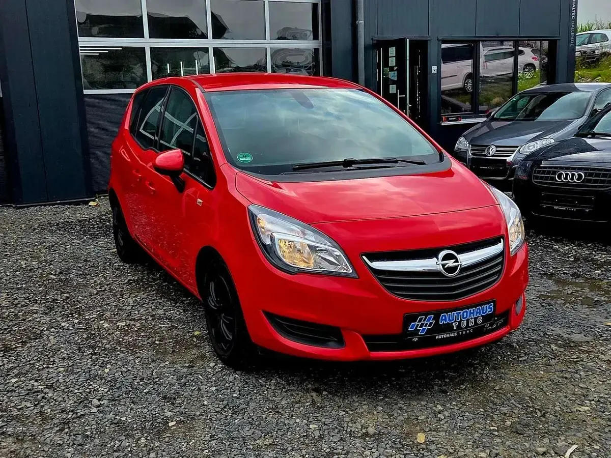 Gebraucht Opel Meriva Edition 120 PS (88 kW) 2014 Rot Van / Kleinbus