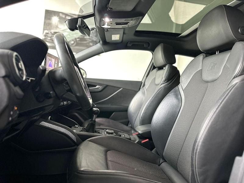 Gebraucht Audi Q2 S-Line 116 PS (85 kW) 2019 Grau SUV