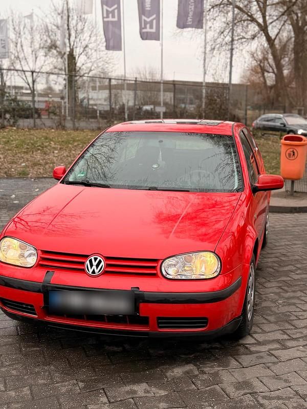 Gebraucht VW Golf IV 75 PS (55 kW) 2005 Rot Kleinwagen