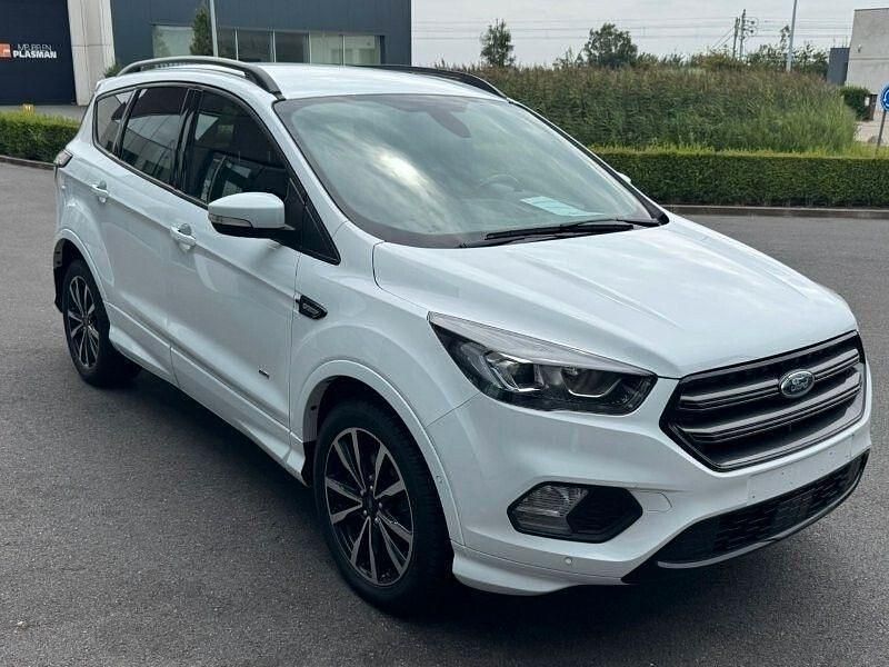 Gebraucht Ford Kuga ST-Line 182 PS (133 kW) 2018 Weiß SUV
