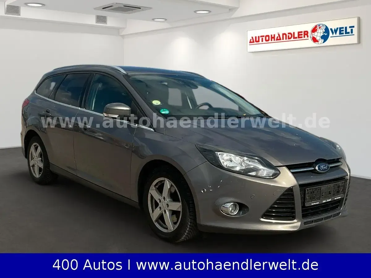 Używany Ford Focus Titanium 140 KM (102 kW) 2014 Brązowy Kombi