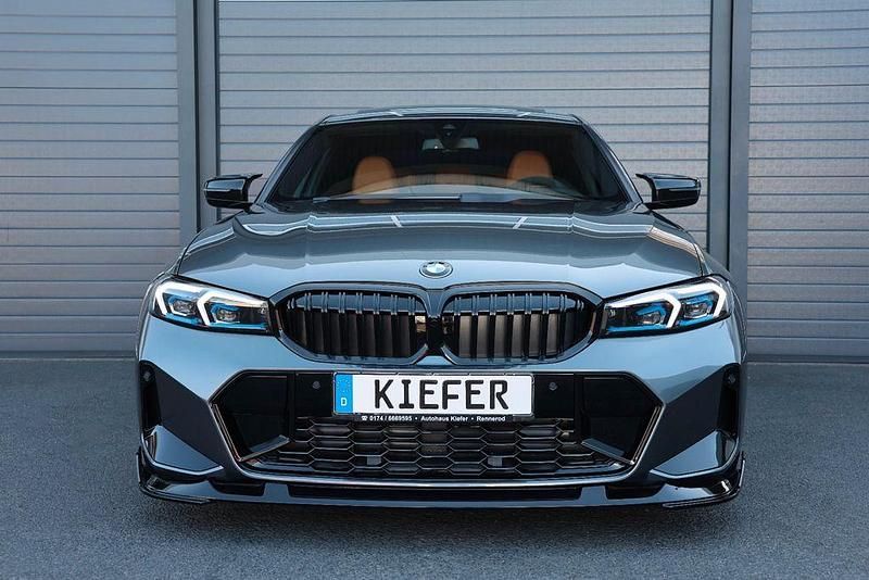 Gebraucht BMW 330 Performance 258 PS (189 kW) 2022 Mineralgrau metallic (b39) Limousine