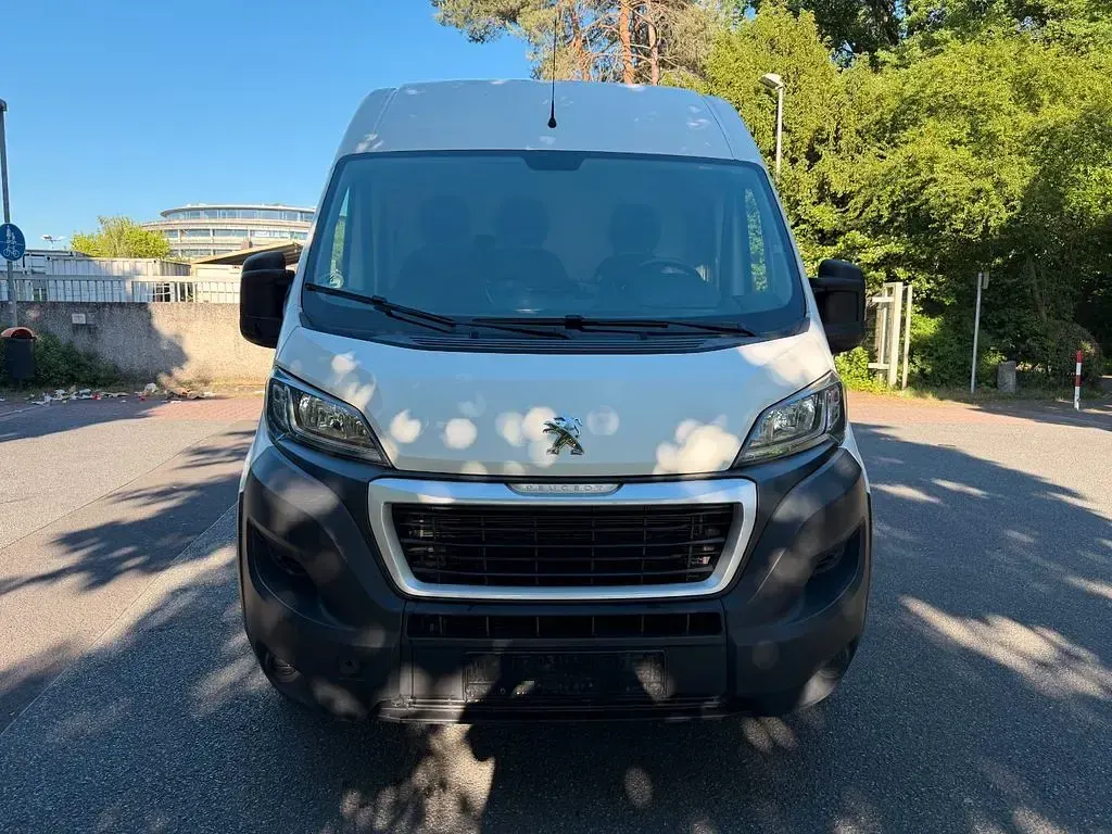 Gebraucht Peugeot Boxer S 131 PS (96 kW) 2018 Weiß Van