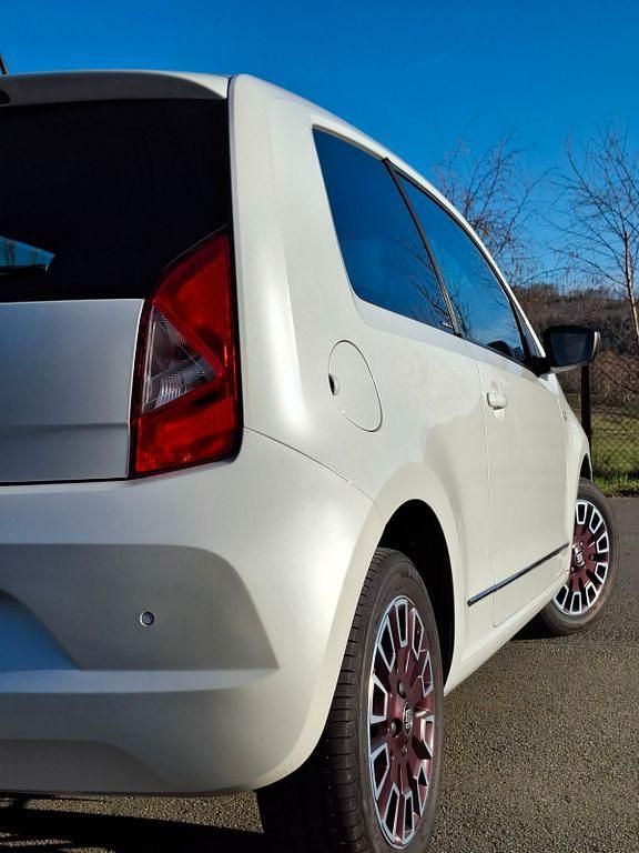 Gebraucht Seat Mii 75 PS (55 kW) 2015 Weiß Kleinwagen