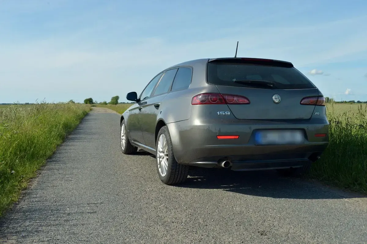 Gebraucht Alfa Romeo 159 136 PS (100 kW) 2011 Grau Kombi