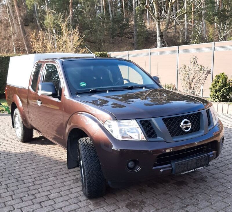 Braun Gebraucht 2014 Nissan Navara Abholung | 20.700 € (Fairer Preis) - Bild 1/4