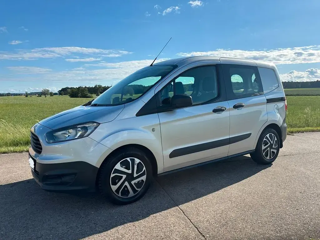 Gebraucht Ford Transit 101 PS (74 kW) 2017 Silber Van / Kleinbus