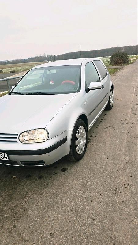 Gebraucht VW Golf IV 75 PS (55 kW) 2002 Silber Limousine