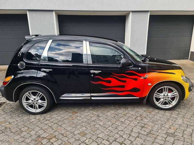 Schwarz Gebraucht 2000 Chrysler PT Cruiser Touring Kombi | 4.000 € (Teuer) - Bild 1/4
