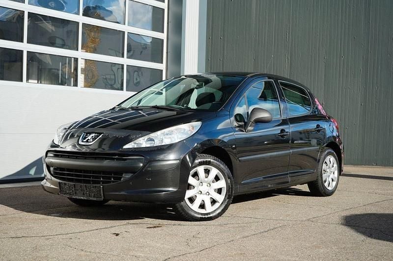 Schwarz Gebraucht 2006 Peugeot 207 Tendance Limousine | 990 € (Guter Preis) - Bild 1/4