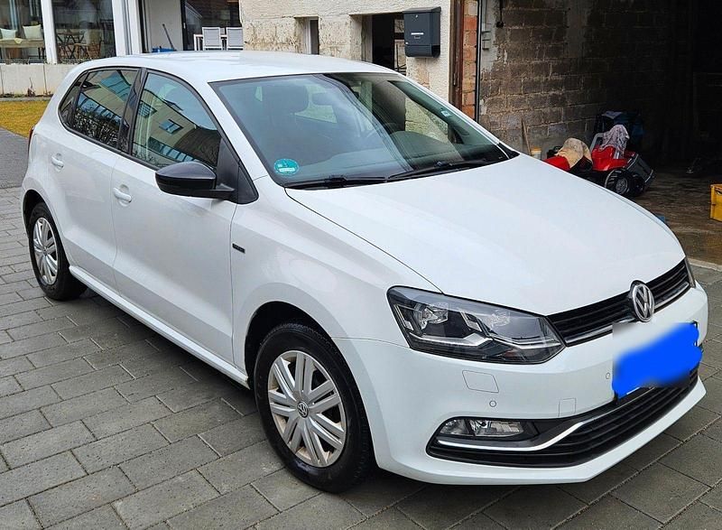 Gebraucht VW Polo Comfortline 90 PS (66 kW) 2015 Weiß Kleinwagen