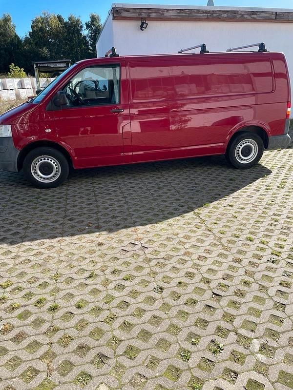 Rot Gebraucht 2009 VW T5 Van | 5.900 € - Bild 1/4