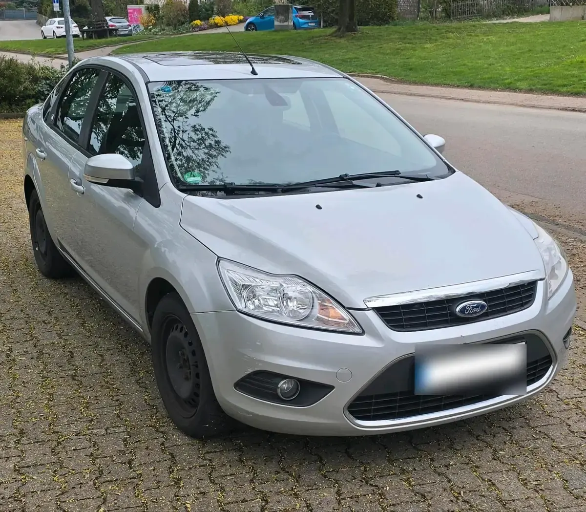 Begagnad Ford Focus 145 HK (106 kW) 2008 Silver Sedan