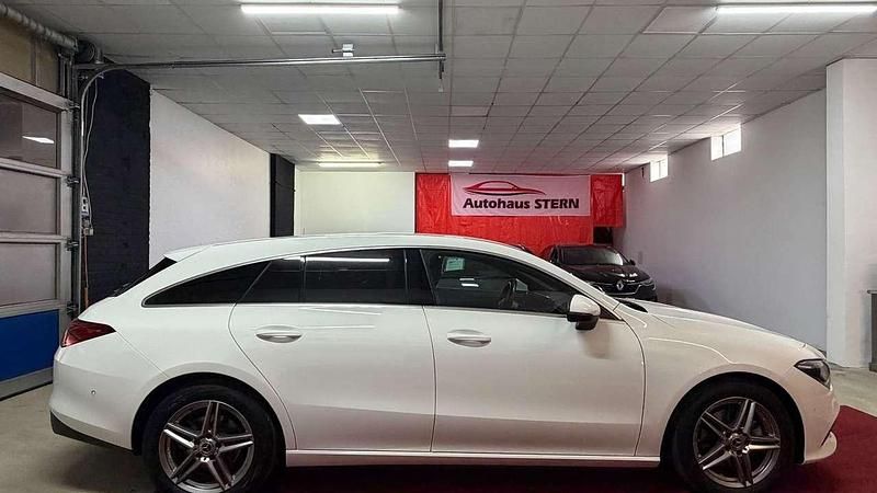 Gebraucht Mercedes CLA200 150 PS (110 kW) 2020 Polarweiss Kombi