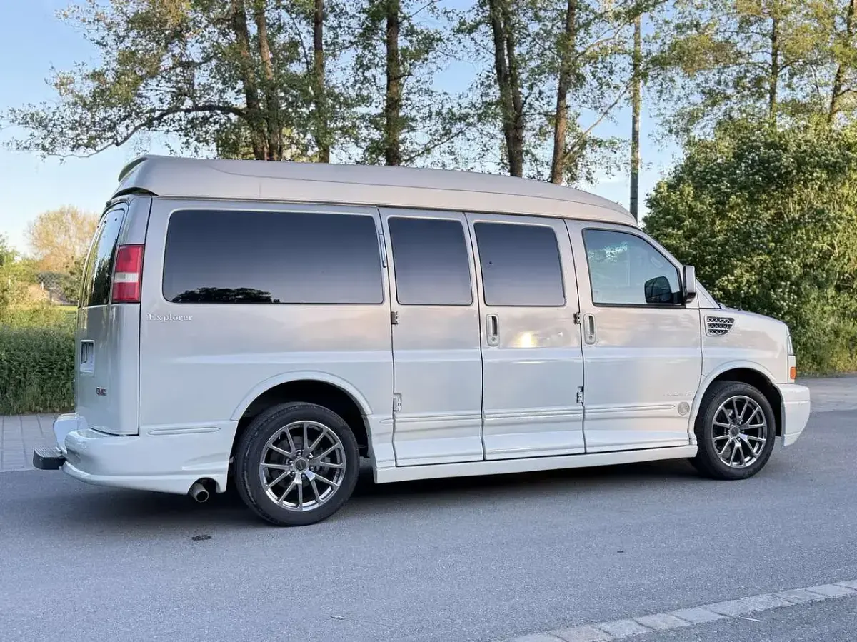 Gebraucht GMC Savana 314 PS (230 kW) 2012 Beige Van / Kleinbus