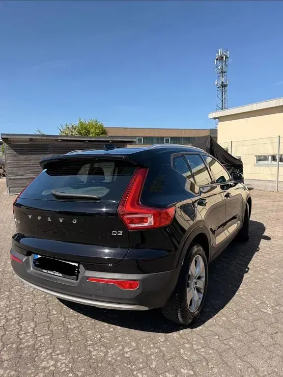 Gebraucht Volvo XC40 150 PS (110 kW) 2020 Schwarz SUV