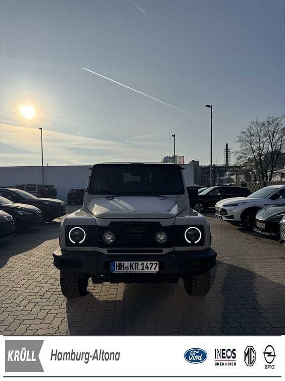 Beige Gebraucht 2025 Ineos Grenadier Kombi | 77.990 € (Teuer) - Bild 1/4