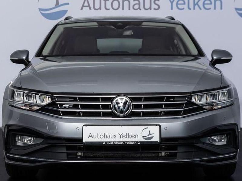Gebraucht VW Passat R-line 190 PS (139 kW) 2019 Silber Limousine