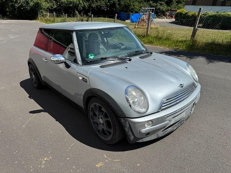 Silber Gebraucht 2004 Mini Cooper Coupé Sport Coupé | 800 € - Bild 1/4