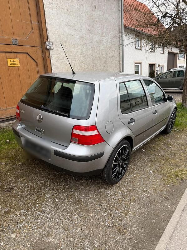 Gebraucht VW Golf IV 75 PS (55 kW) 2003 Grau Limousine