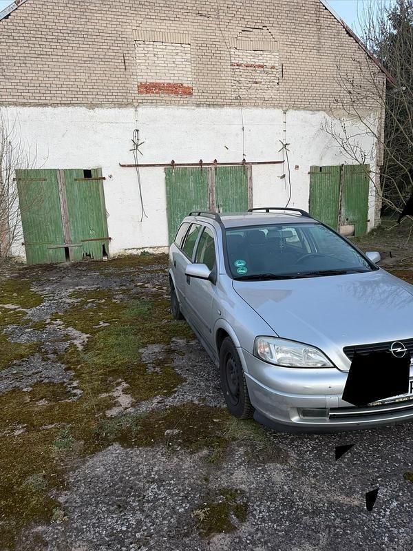 Gebraucht Opel Astra 101 PS (74 kW) 2001 Silber Kombi