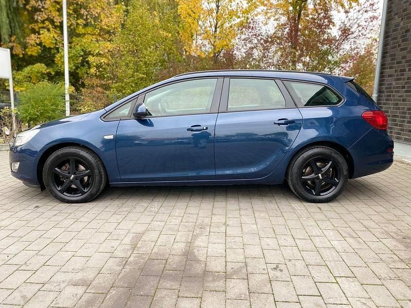 Gebraucht Opel Astra Style 110 PS (80 kW) 2016 Blau Kombi