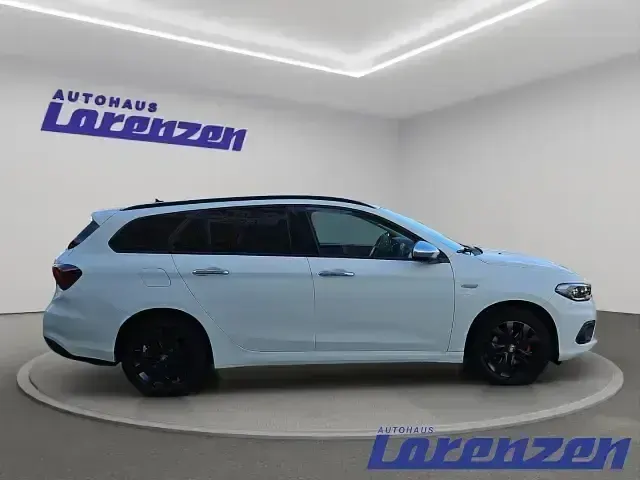 Gebraucht Fiat Tipo Lounge 120 PS (88 kW) 2019 Colore esterno (bianco (vr249 Kombi