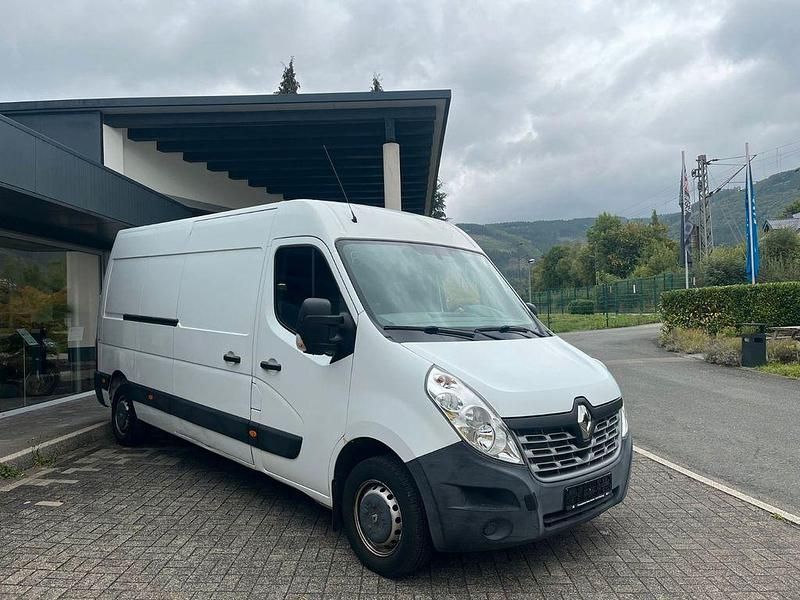 Weiß Gebraucht 2017 Renault Master Van | 18.450 € (Etwas zu teuer) - Bild 1/4
