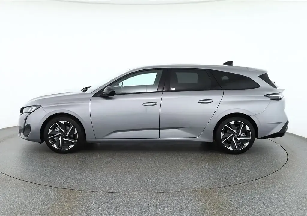 Gebraucht Peugeot 308 SW GT 131 PS (96 kW) 2024 Schwarz Kombi