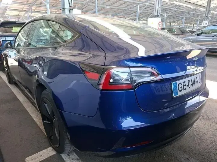 Gebraucht Tesla Model 3 Standard Range 225 kW (306 PS) 2022 Blau Limousine
