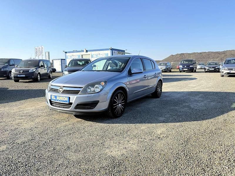 Gebraucht Opel Astra Basis 90 PS (66 kW) 2004 Grau Kleinwagen