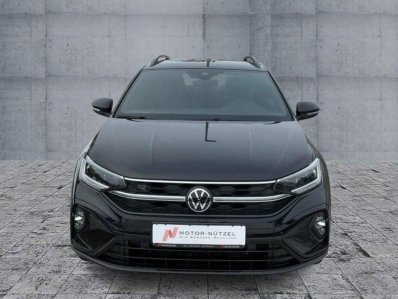 Gebraucht VW Taigo R-line 150 PS (110 kW) 2022 Deep black perleffekt SUV