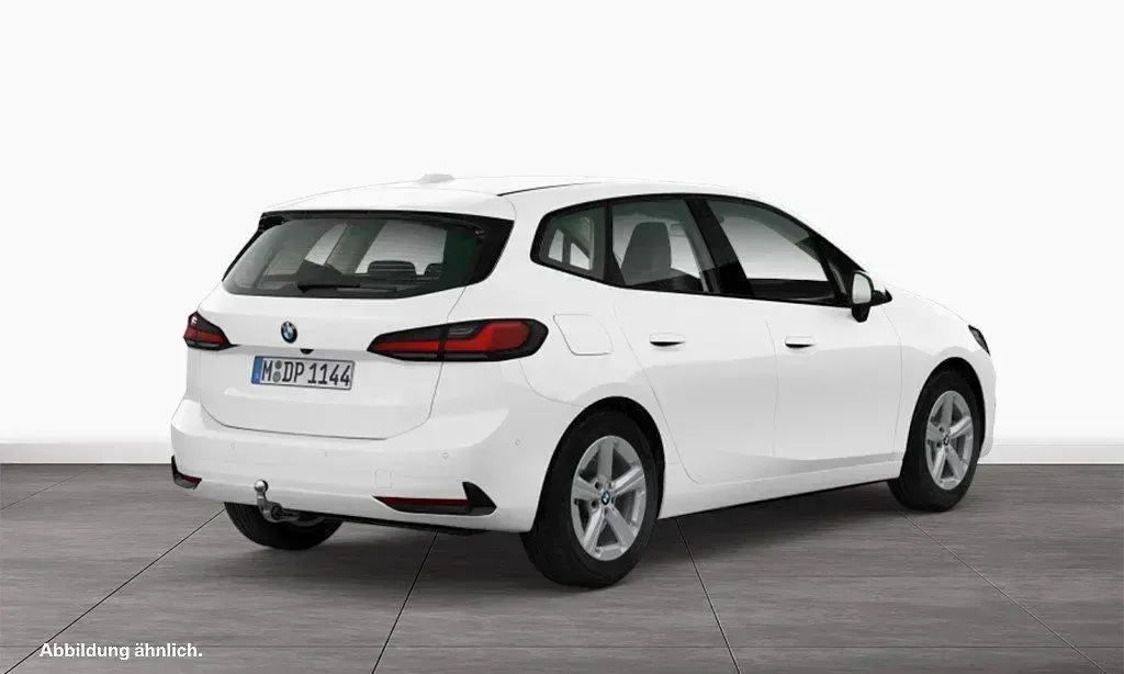 Gebraucht BMW 220 Active Tourer Efficient Dynamics 156 PS (114 kW) 2025 Weiß Van / Kleinbus