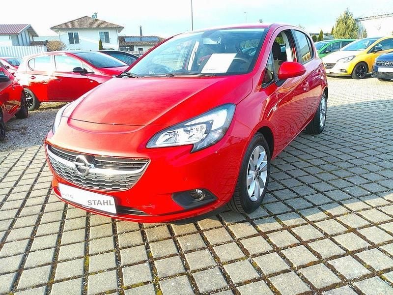 Lava rot Gebraucht 2018 Opel Corsa Limousine | 13.490 € - Bild 1/4