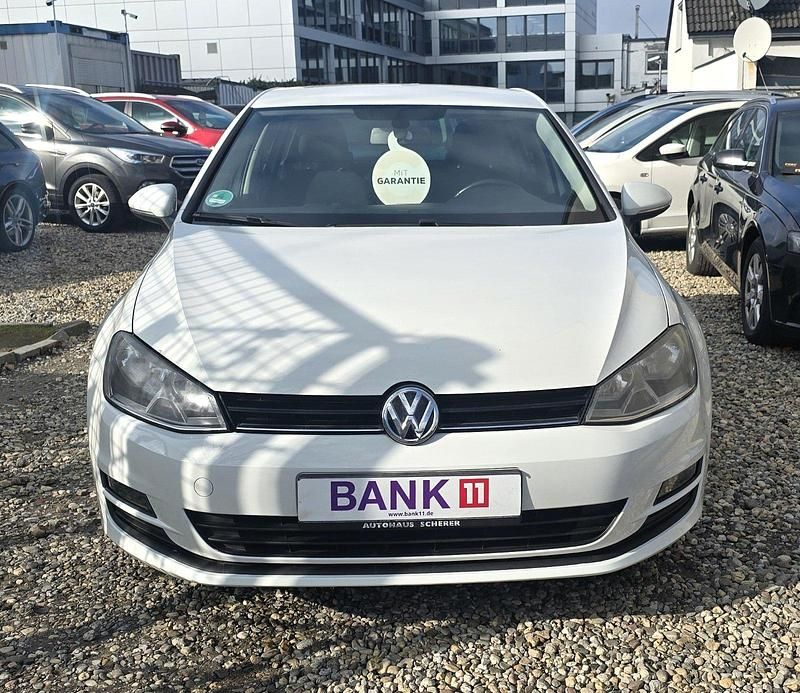 Gebraucht VW Golf VII Comfortline 105 PS (77 kW) 2014 Pure white Kleinwagen