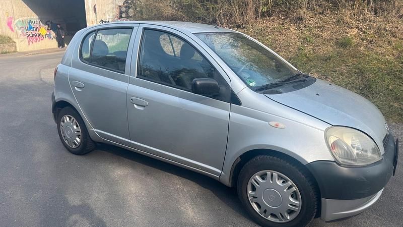Gebraucht Toyota Yaris 67 PS (49 kW) 2002 Kleinwagen