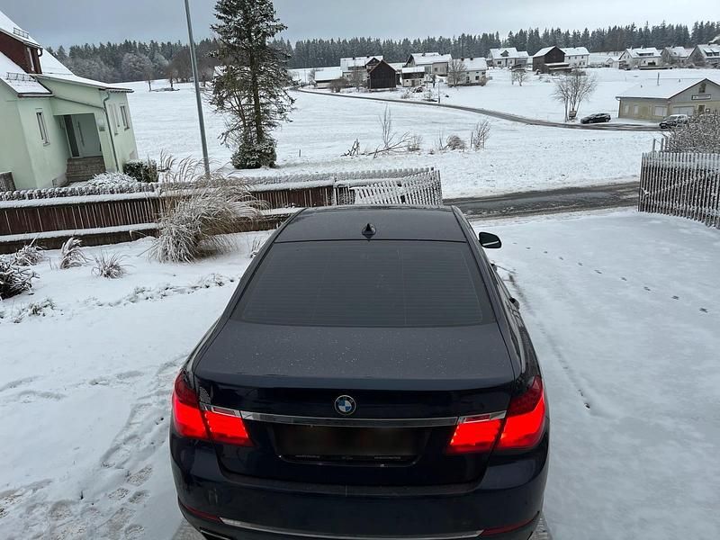 Gebraucht 2012 BMW 740 Limousine | 15.000 € (Fairer Preis) - Bild 1/4