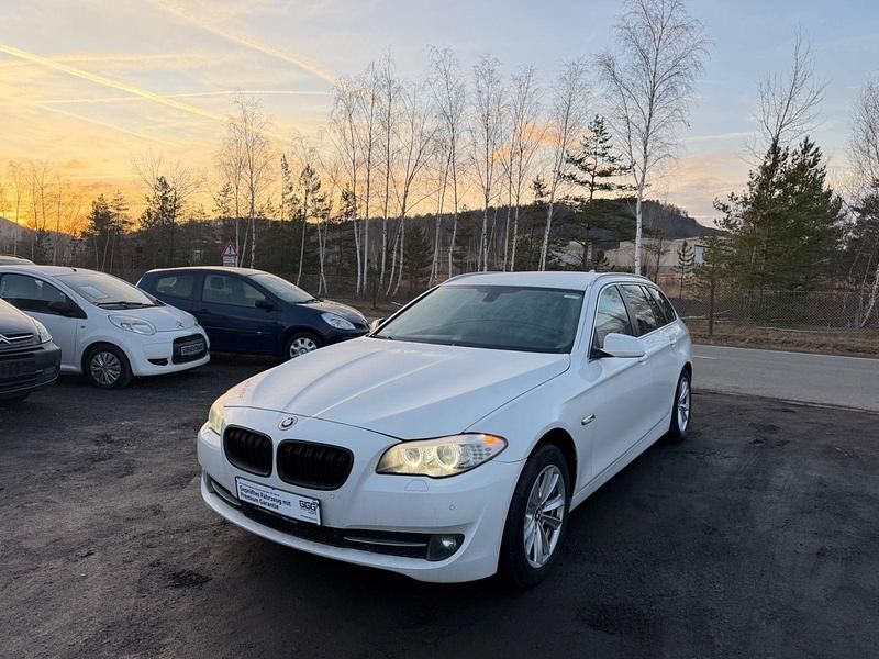 Gebraucht BMW 520 184 PS (135 kW) 2013 Weiß Kombi