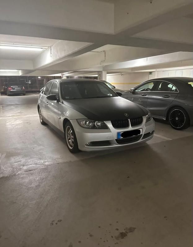 Gebraucht BMW 318 143 PS (105 kW) 2007 Limousine