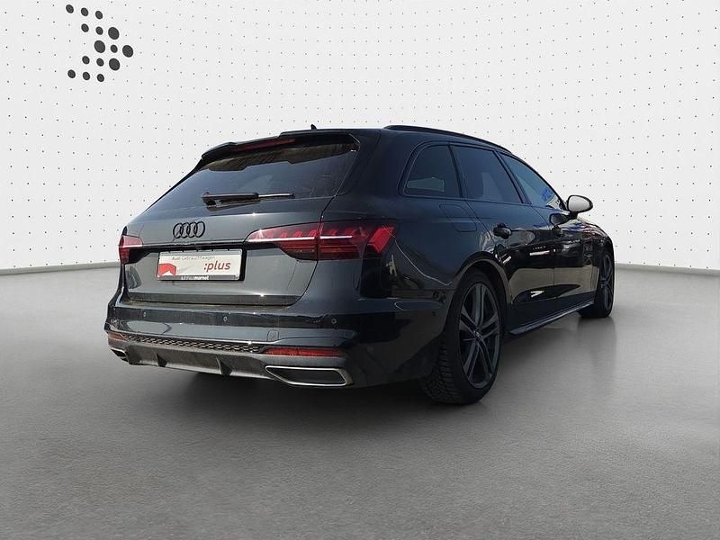 Gebraucht Audi A4 Competition 204 PS (150 kW) 2022 0e mythosschwarz metallic Kombi