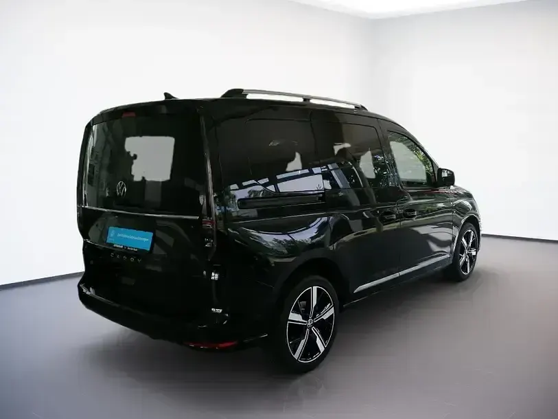 Second-hand VW Caddy Style 150 CP (110 kW) 2025 Negru Monovolum