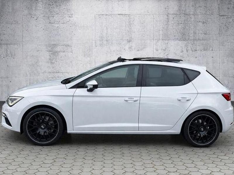 Gebraucht Seat Leon FR-Line 180 PS (132 kW) 2017 Weiß Limousine